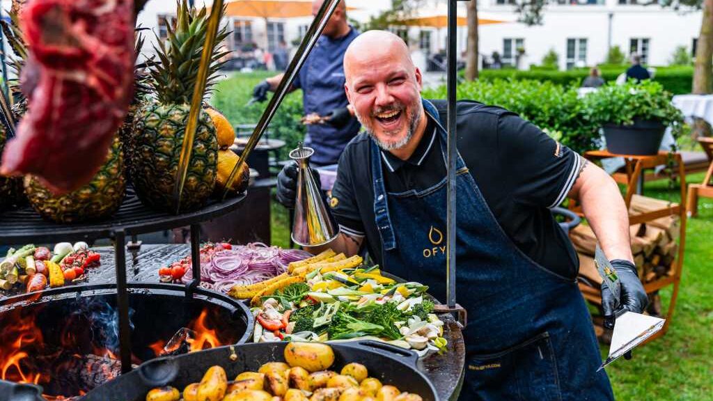 Marc-Oliver Suppá am Grill