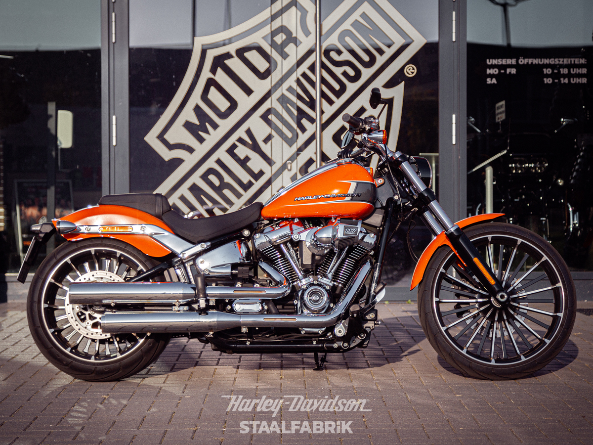 Harley-Davidson FXBR Softail Breakout 117 TOP VORFÜHRMODEL