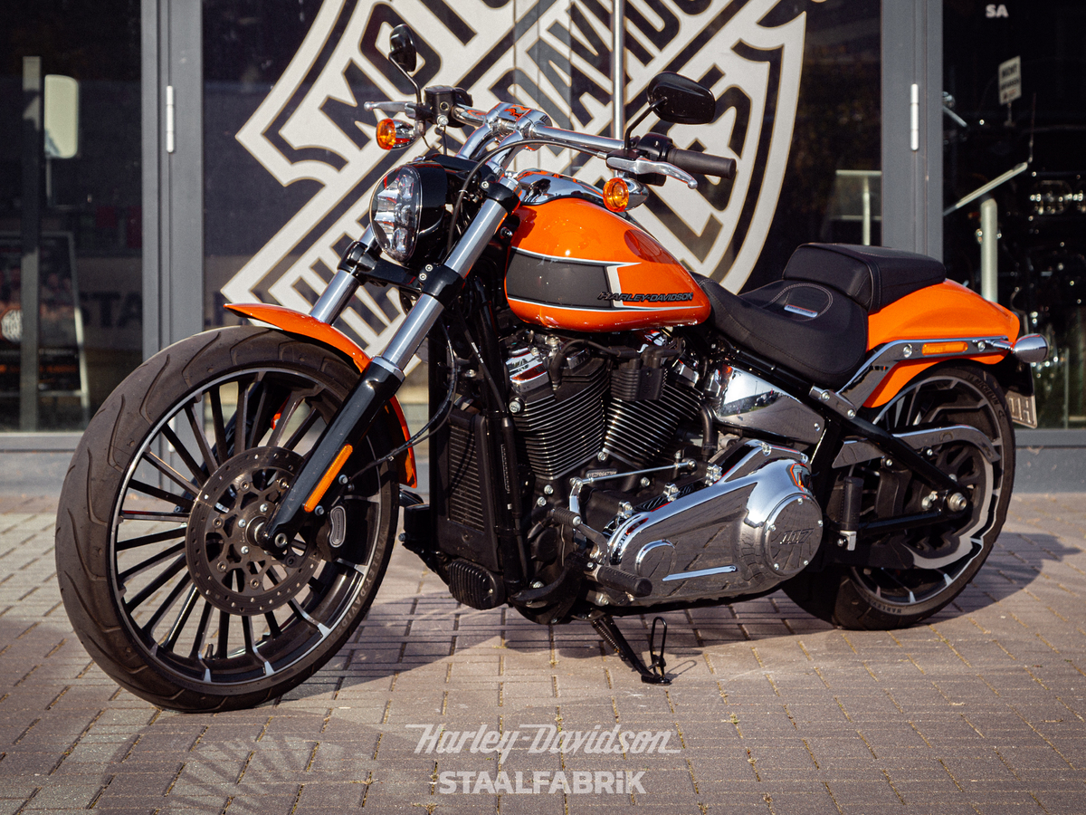 Fahrzeugabbildung Harley-Davidson FXBR Softail Breakout 117 TOP VORFÜHRMODEL