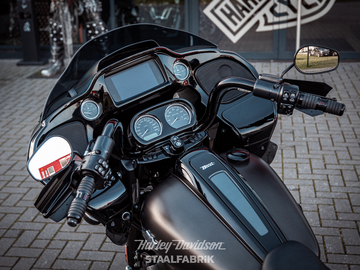 Fahrzeugabbildung Harley-Davidson FLTRXS Road Glide Special 114 SOFORT VERFÜGBAR