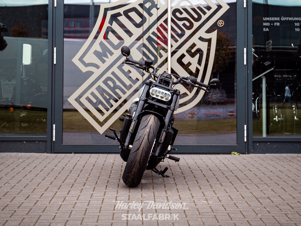 Fahrzeugabbildung Harley-Davidson RH1250S Sportster S INKL. JEKILL & HYDE UVM.