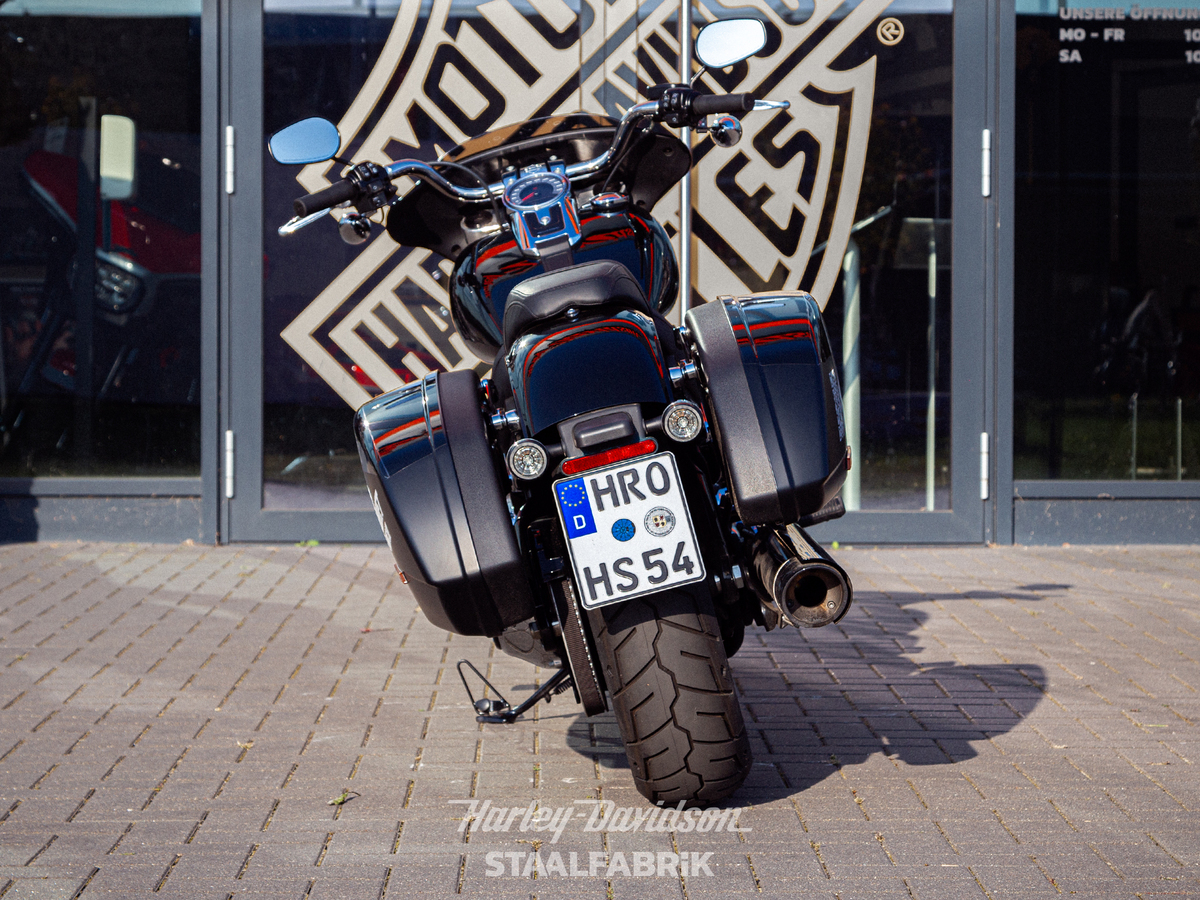 Fahrzeugabbildung Harley-Davidson FLSB Softail Sport Glide TOP VORFÜHRMODEL