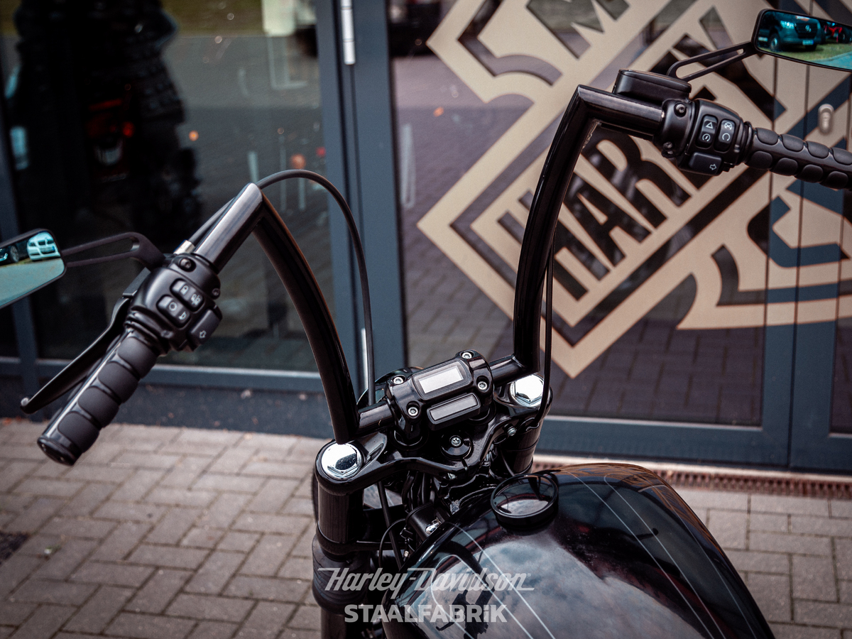 Fahrzeugabbildung Harley-Davidson FXBRS Softail Breakout 114 2in1 J&H Abgasanlage