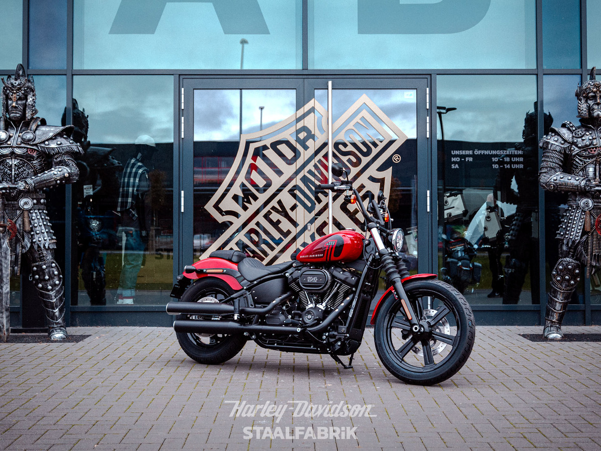 Fahrzeugabbildung Harley-Davidson FXBBS Softail Street Bob 114 TOP VORFÜHRMODEL