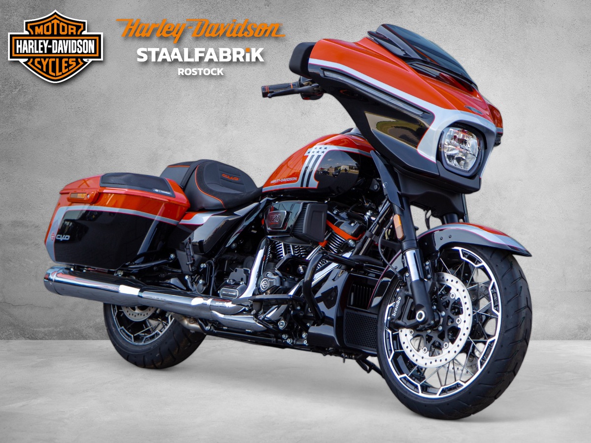 Harley-Davidson FLHXSE CVO Street Glide 121 STAALDEAL